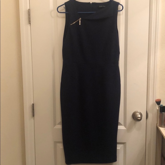 Ivanka Trump Dresses & Skirts - Navy Ivanka Trump Midi Dress Ivanka Trump Dresses & Skirts - Navy Ivanka Trump Midi Dress